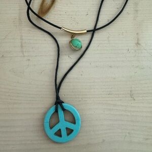 Hippie Necklaces Peace Sign Necklace in Turquoise